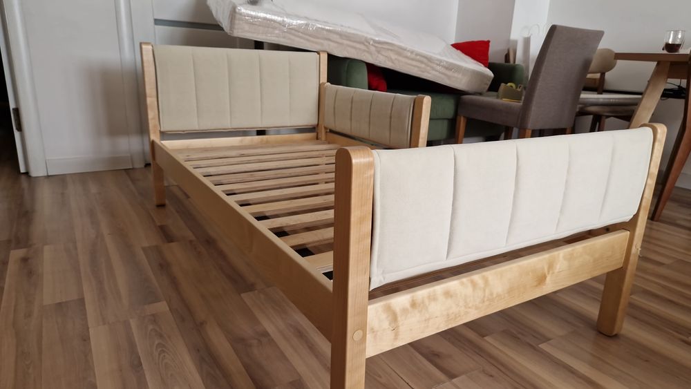 Продам кровать детскую+матрас!