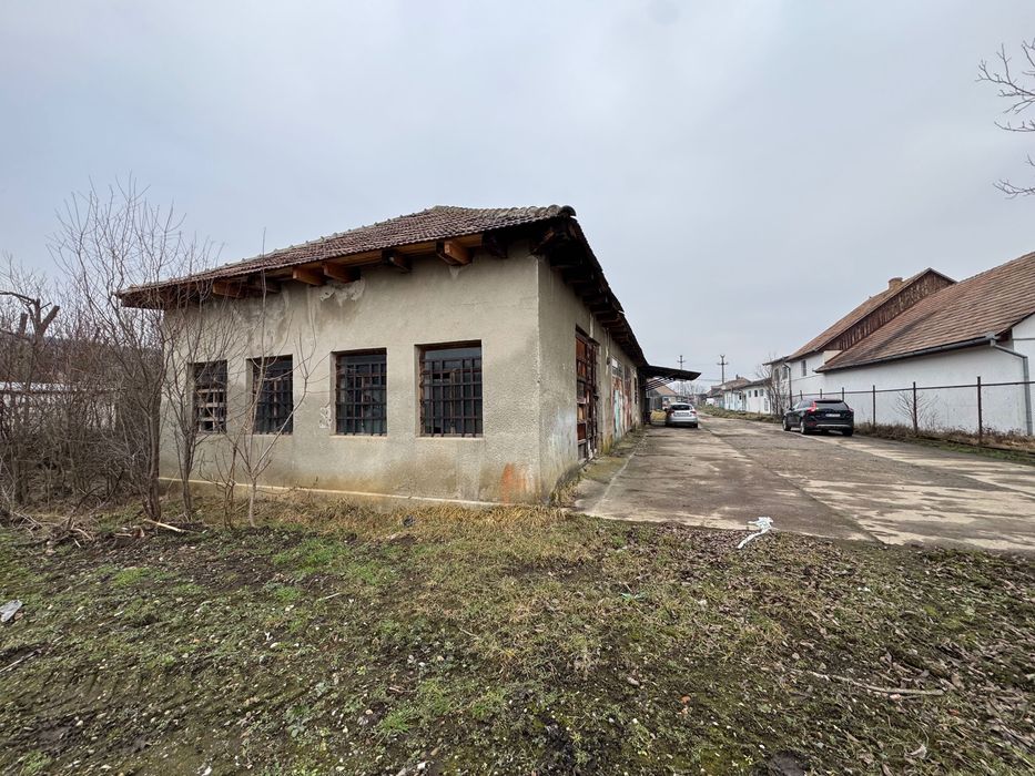 Proprietate industrială de vânzare – Luduș | zonă fost CAP