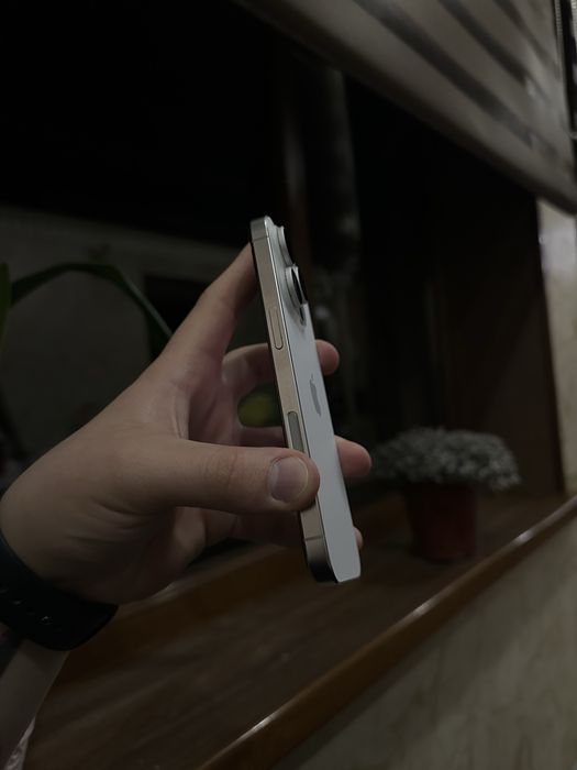 Продается iphone 16 pro 256GB