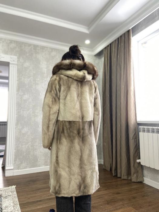 Норковая шуба с капюшоном (соболь)