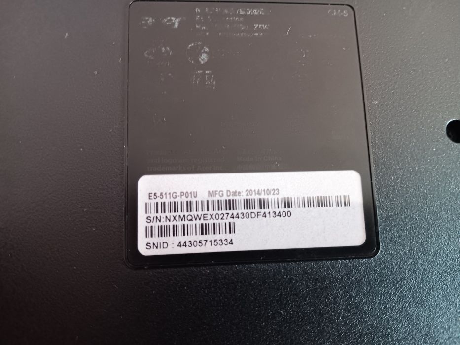 Черен лаптоп acer