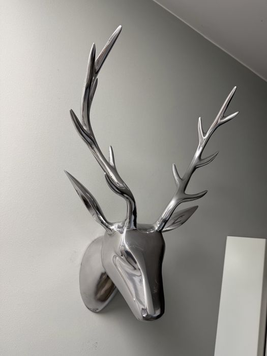 Скулптура на елен / 80-те