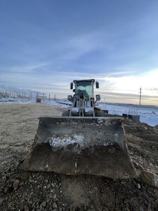 Аренда Погрузчик 2 куб, ковш 2.1