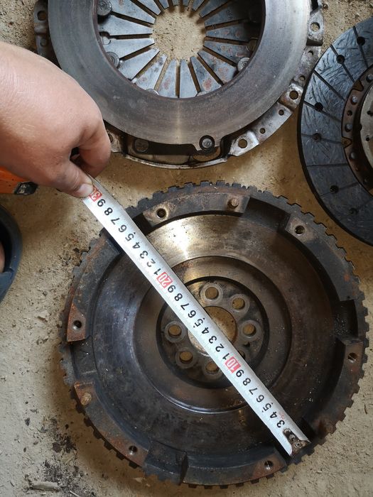 Киа Спортидж на части