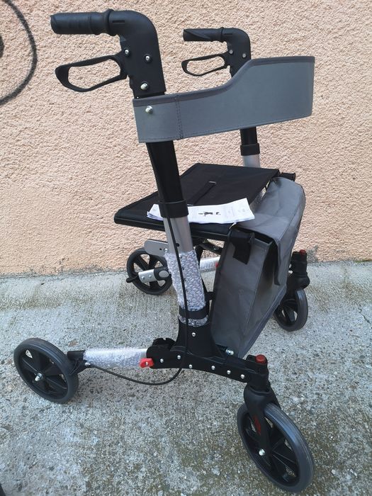 Carucior cadru cu roti rolator  ortopedic handicap dizabilități varstnici batrani dublu pliabil rabatabil