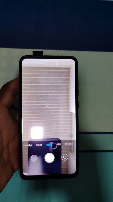 Mi T9 sotiladi srochna