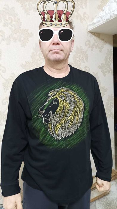 Одежда со стразами