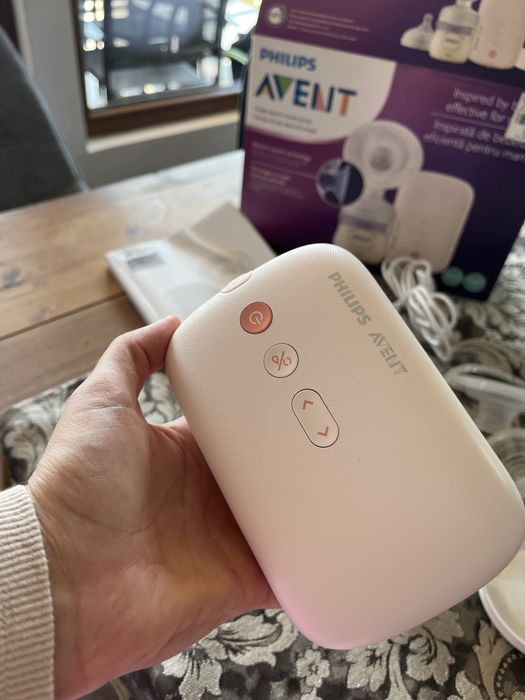 Помпа за кърма Philips Avent