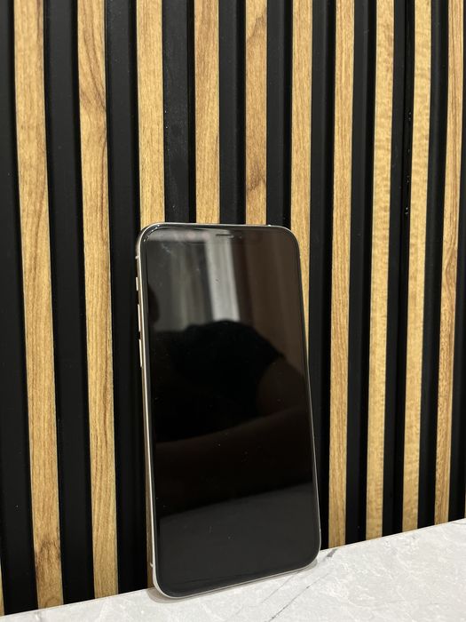 Iphone 11 Pro в отличным состояние