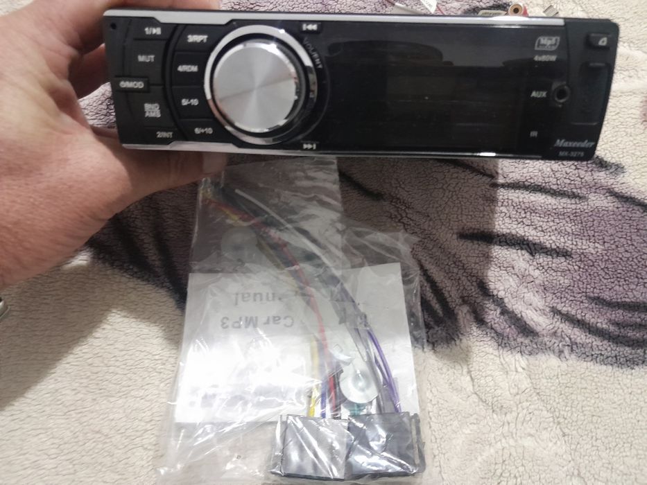 Срочно продам автомагнитолу