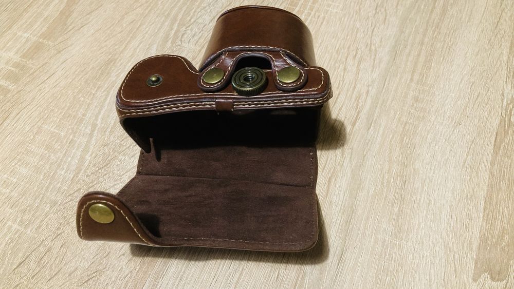 Оригинален кожен калъф за фотоапарат Sony A6000 и други