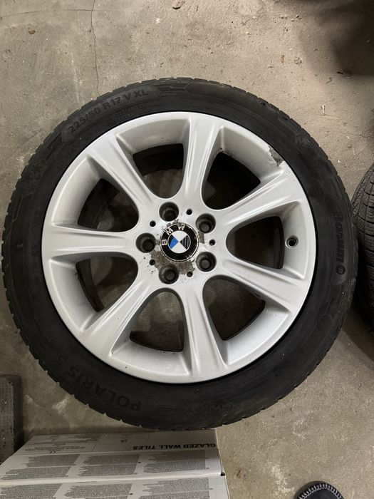 Set 4 jante 5x120 BMW cu anvelope iarna 225/50R17