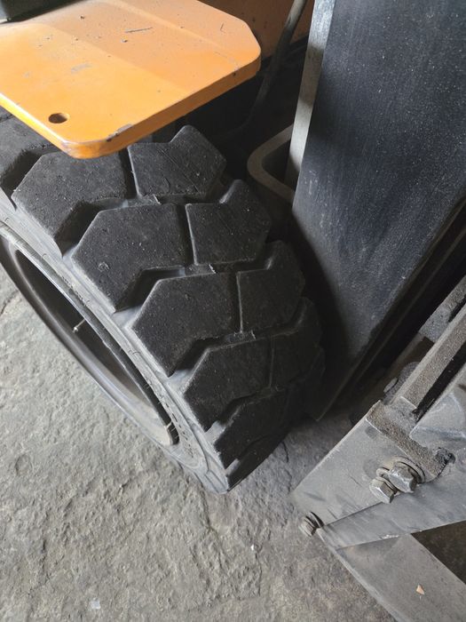 Вилочный погрузчик hangcha CPCD30