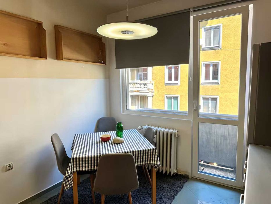 Тристаен апартамент на 100м от НДК четиристаен ИДЕАЛЕН ЦЕНТЪР