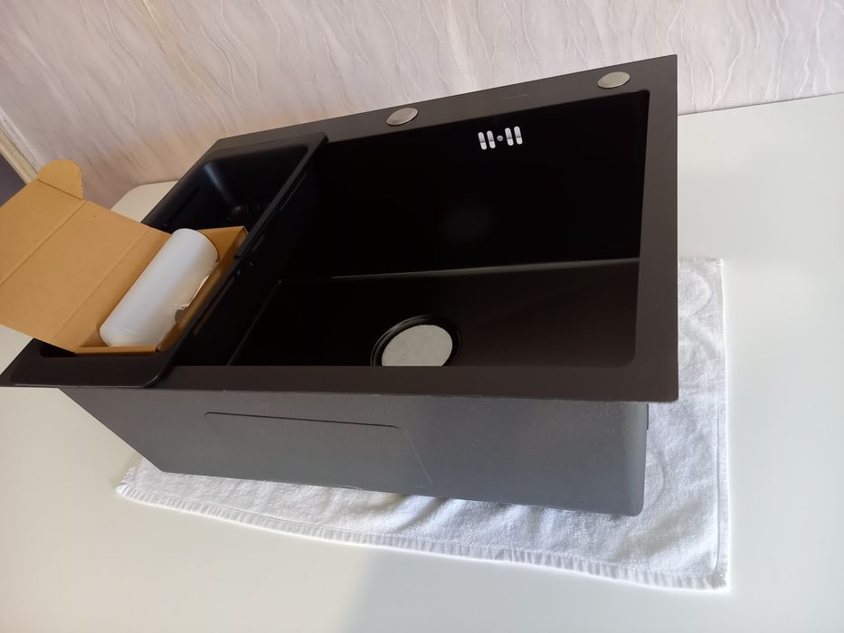 Врезная кухонная мойка