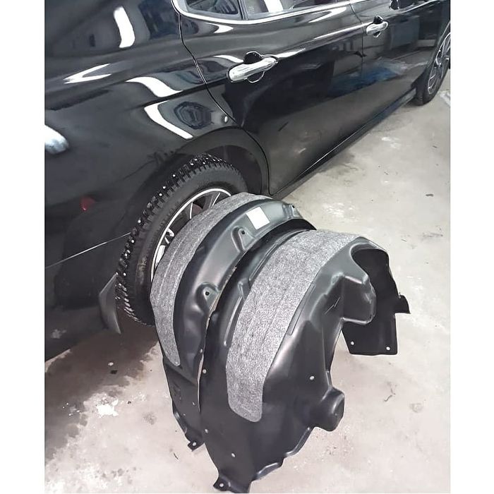 Продам подкрылки новые