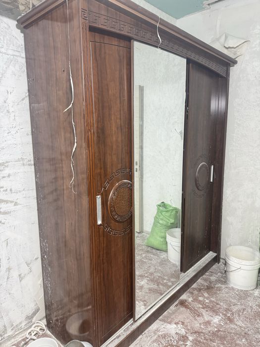 Мебель из МДФ, очень хорошего качества ни где не сломано