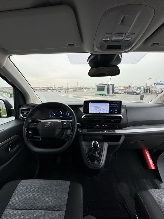 TOYOTA Proace V  2025