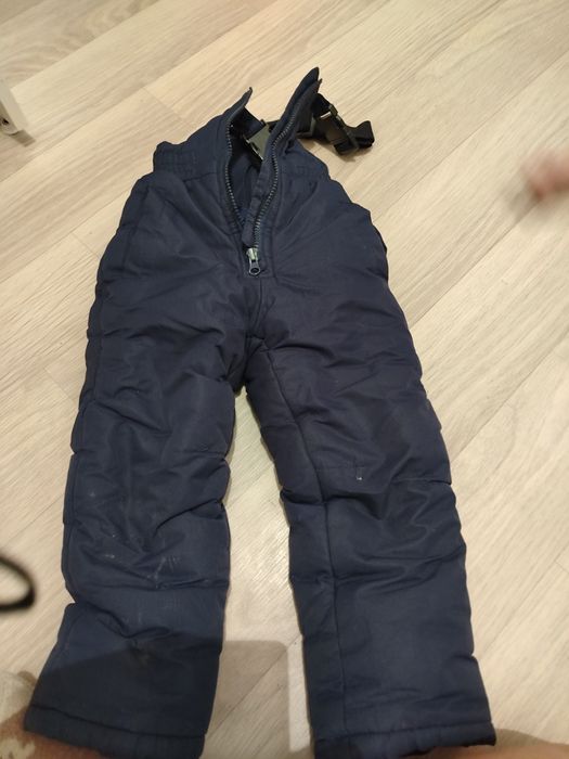 Отдам 2 пакета вещей