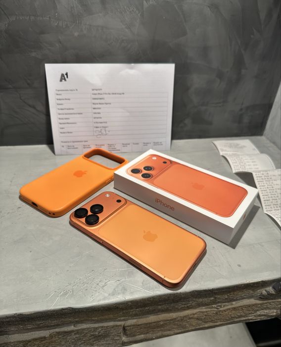 КАТО ЧИСТО НОВ Iphone 17 Pro Max Orange + 2г Гаранция