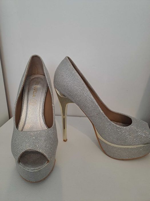 Официални сандали на висок ток