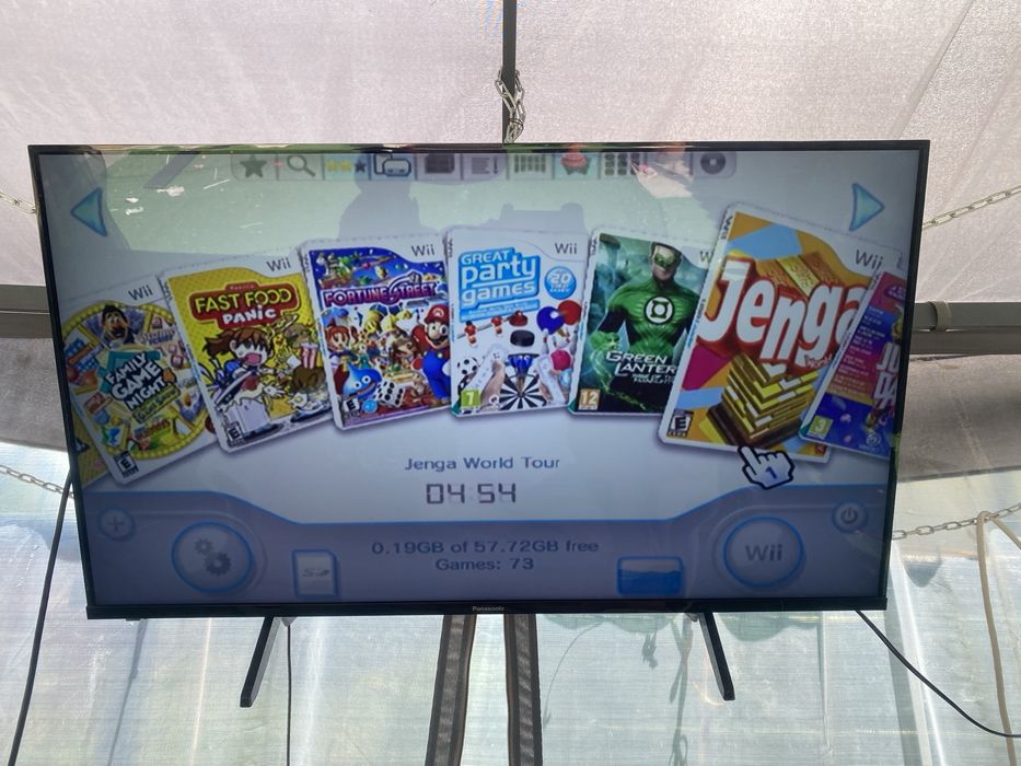 Nintendo wii modat 50 de jocuri. Este personal ,nu ma oacup cu asa ceva . Cand sau schimb cu nintendo switch dsr tot modat