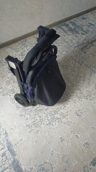 коляска б/у в хорошем состояние