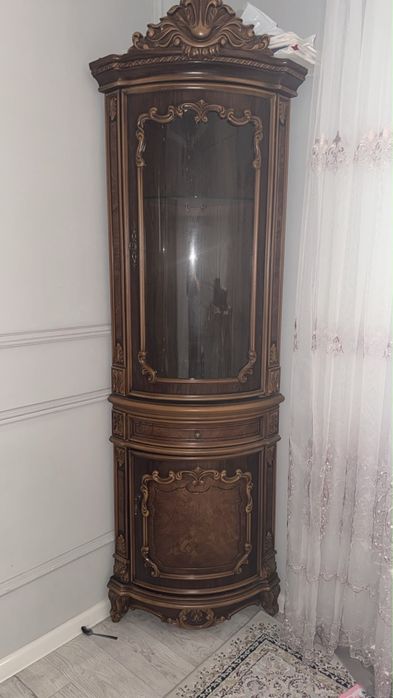 Сервант сатылады жаксы жагдайда