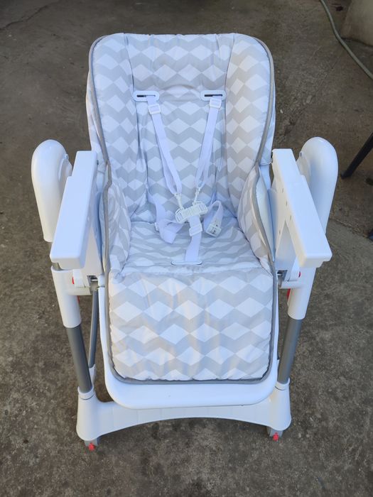 Scaun de masa pentru copii