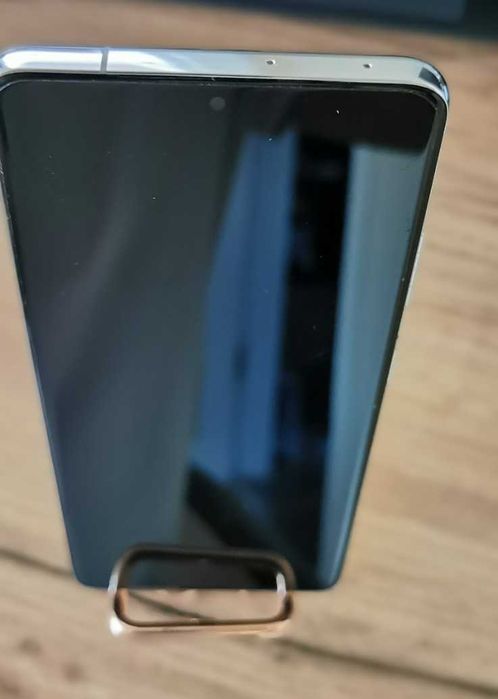 Samsung Galaxy S21 Ultra БЕЗ ЗАБЕЛЕЖКИ + 8 бр гръбче (та)