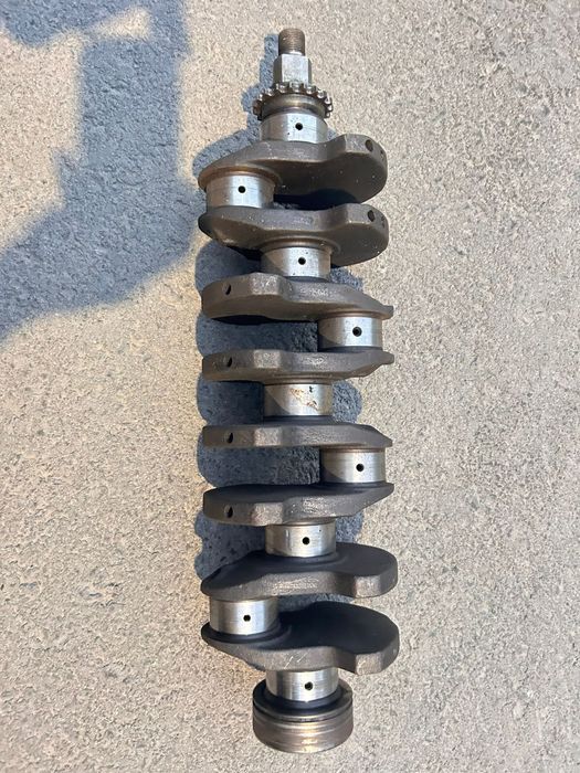 Коленвал на ниву