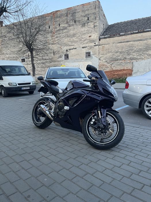 Suzuki GSX-R750 k6