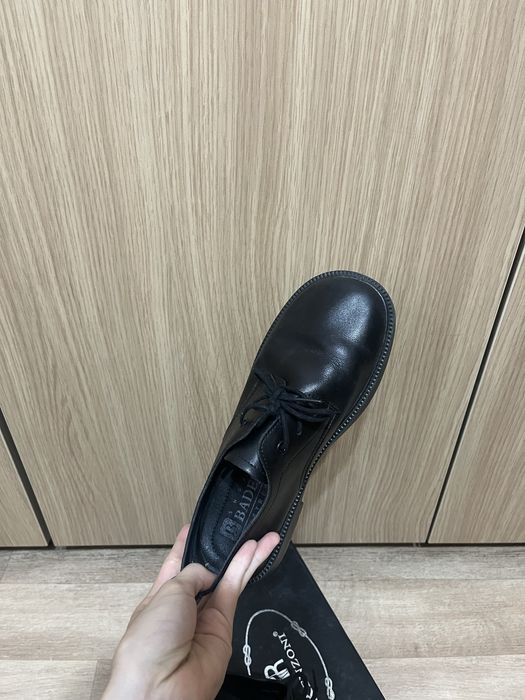 Лоферы кожаные женские