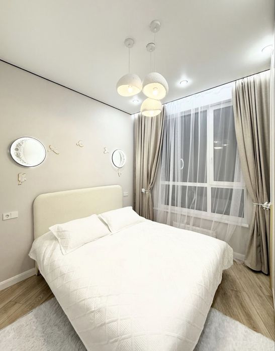 Кровать с матрасом