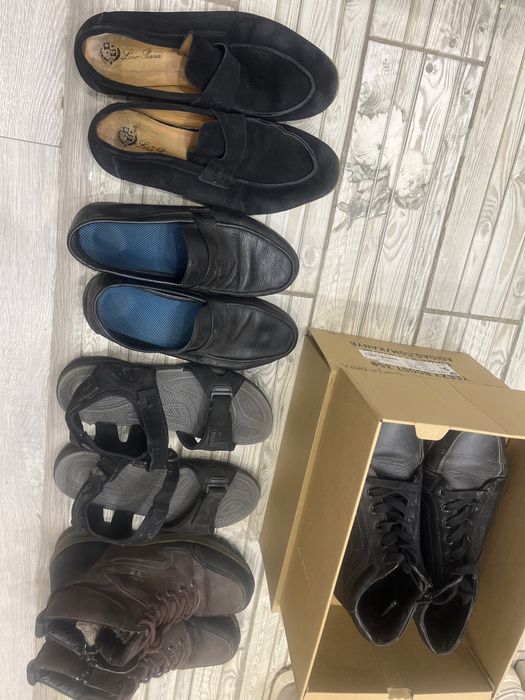 Продам подростковую обувь