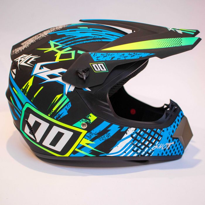 Каска подходяща за мотокрос , планински велосипед , ел. тротинетка