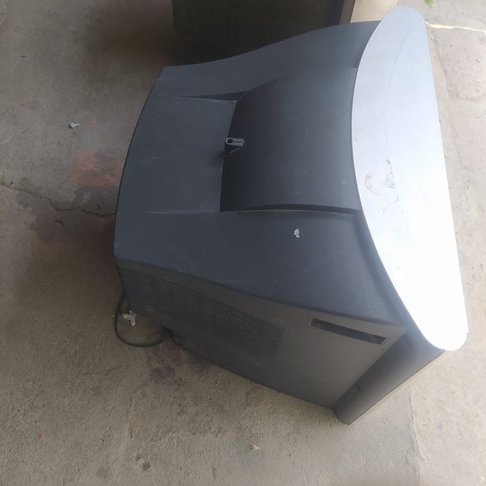 Телевизоры в отличном состояний