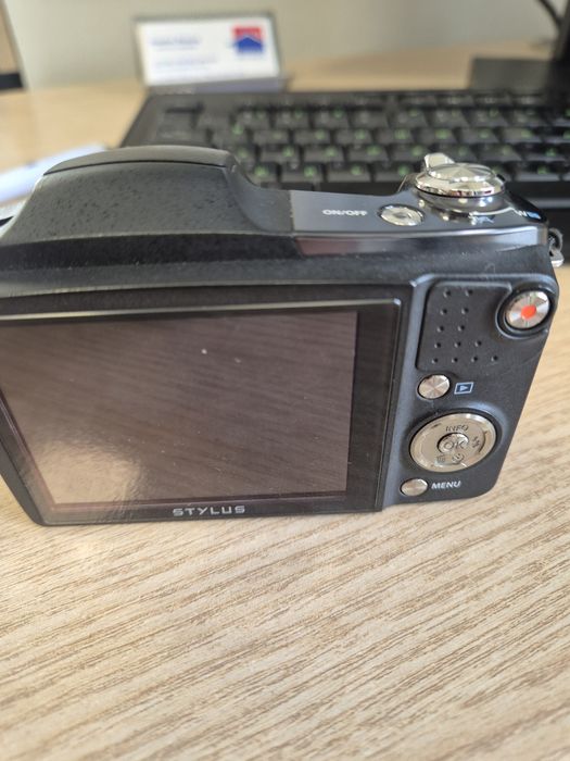 Фотоапарат Олимпус