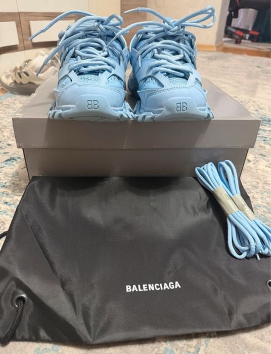Balenciaga track baby blue