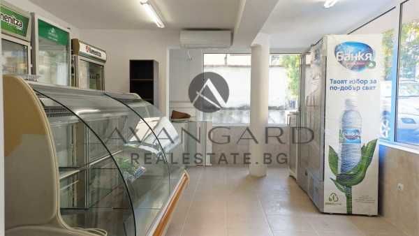 Продава се Магазин в Пловдив, Съдийски - 50 кв.м за 2448 €/кв.м - Снимка #2