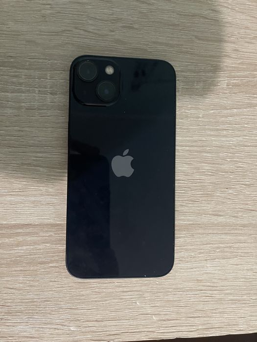 Продам айфон 13 в отличном состоянии