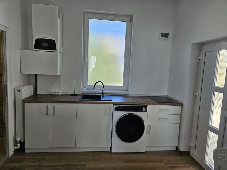 Inchiriez apartament cu o camera, zona Horea