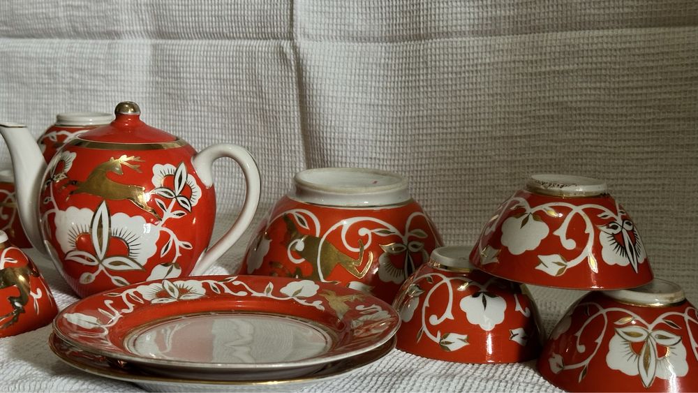 Фарфоровый сервиз «Золотой олень» ТФЗ