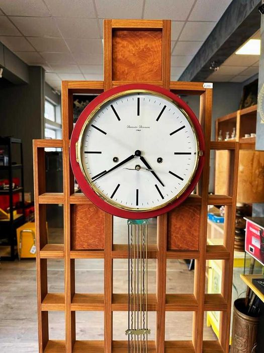 Liquid Money vinde pendula de podea Diamantini Domeniconi