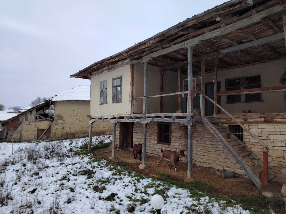 Къща с. Еленово, общ.Попово