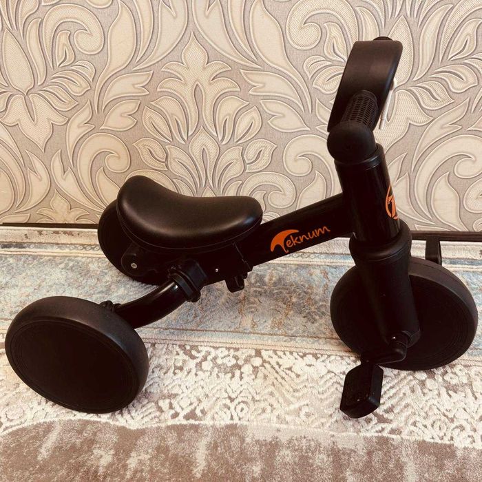 продам велосипед детский беговел 2 в1