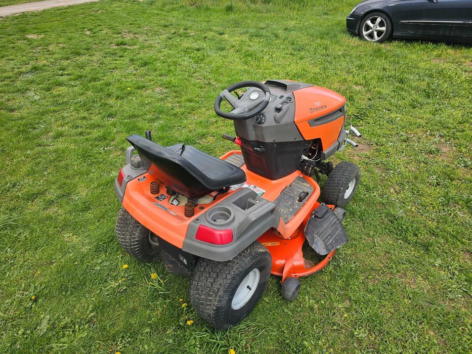 Тракторна Косачка HUSQVARNA 21. Коня. ПЕРФЕКТНА