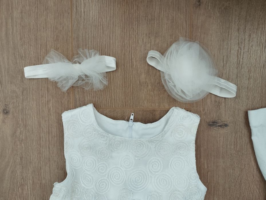 Официална бяла детска рокля 2 години