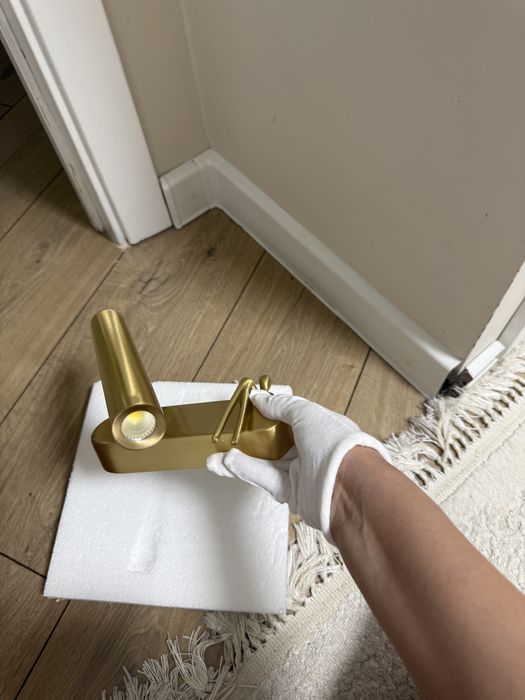 Бра прикроватное