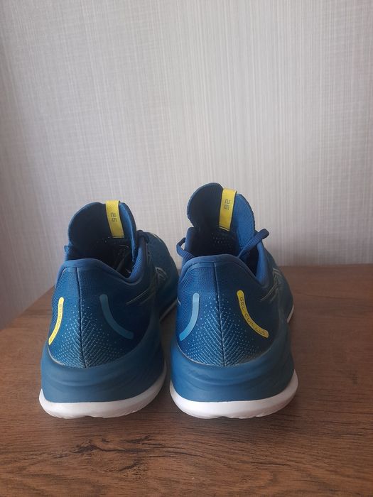 Asics gel Cumulus 26 маратонки 44 номер.